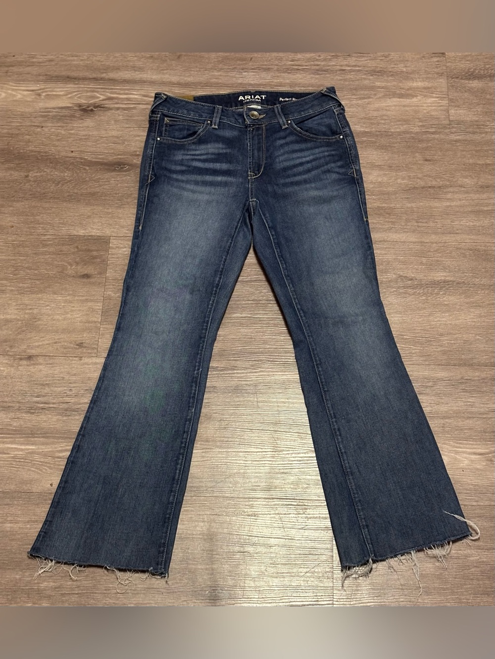 Ariat Women’s Perfect Rise Bootcut Jeans 27 R - Picture 2 of 8
